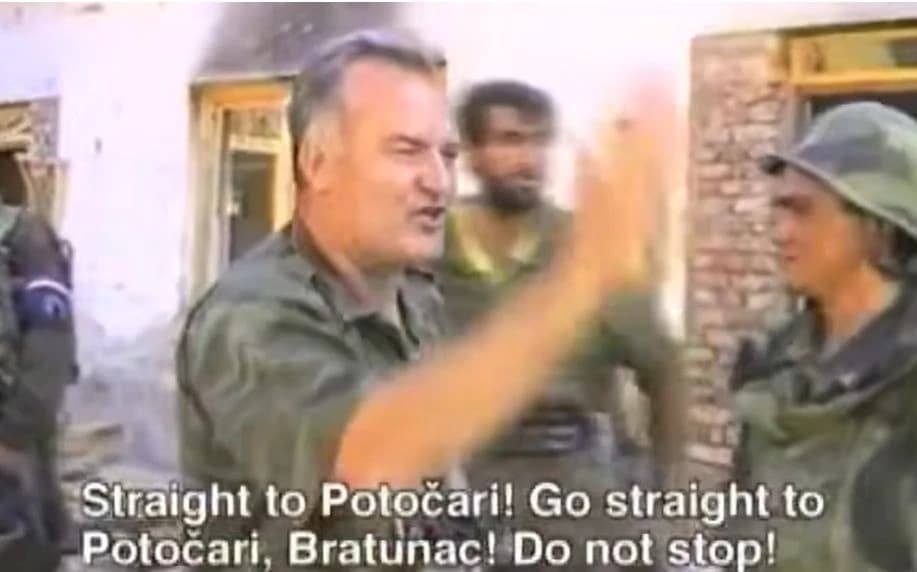 Ratko Mladić u Srebrenici 11. jula