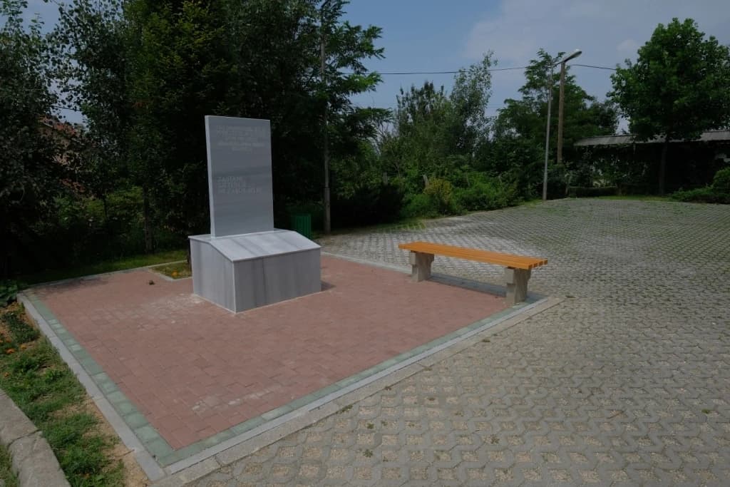 Spomen-obilježje poginulim branmiteljima na MOjmilu