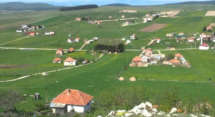 Selo Draževiće kod Sjenice