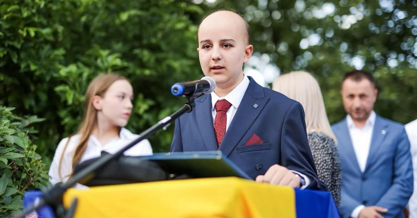 Dječak heroj iz Gračanice: Kenan je pobijedio leukemiju, a sada je učenik generacije