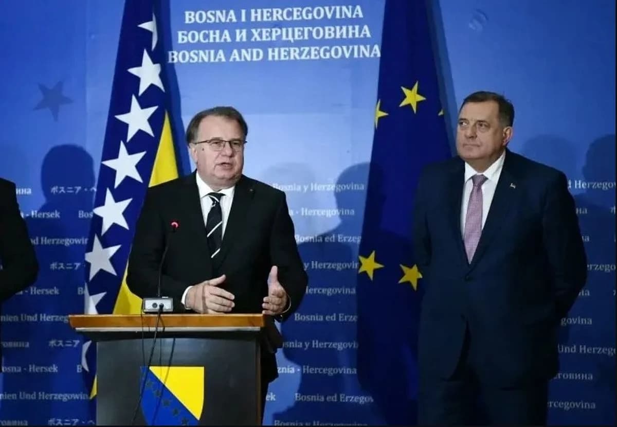 Nermin Nikšić i Milorad Dodik, predsjednici SDP-a i SNSD-a
