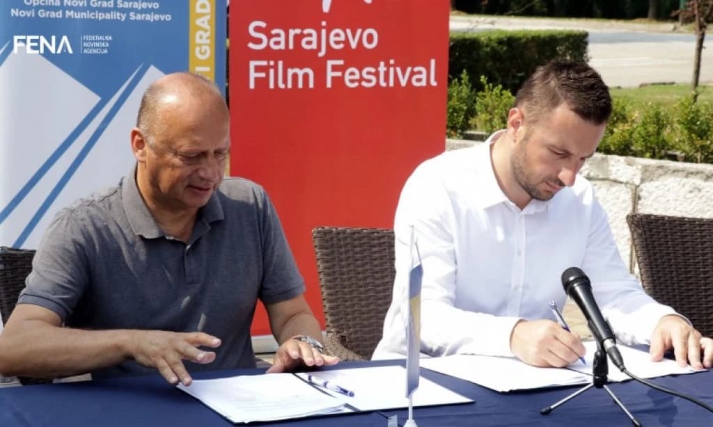 Potpisivanje ugovora SFF-a i Opcine Npovi Grad, 