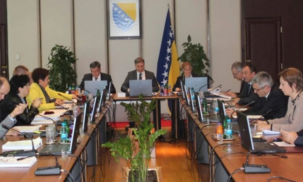 Vijeće ministara BiH: Sutra o migrantima, privremenom finansiranju i Bloku 7