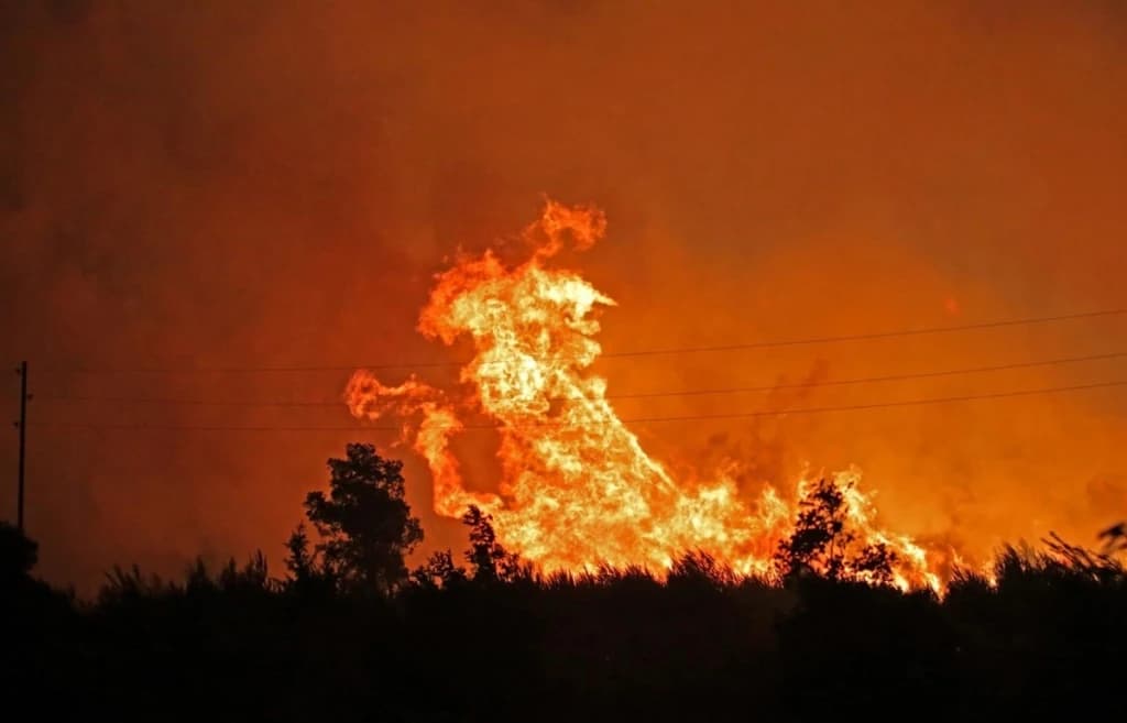 Veliki požar u okolini Šibenika