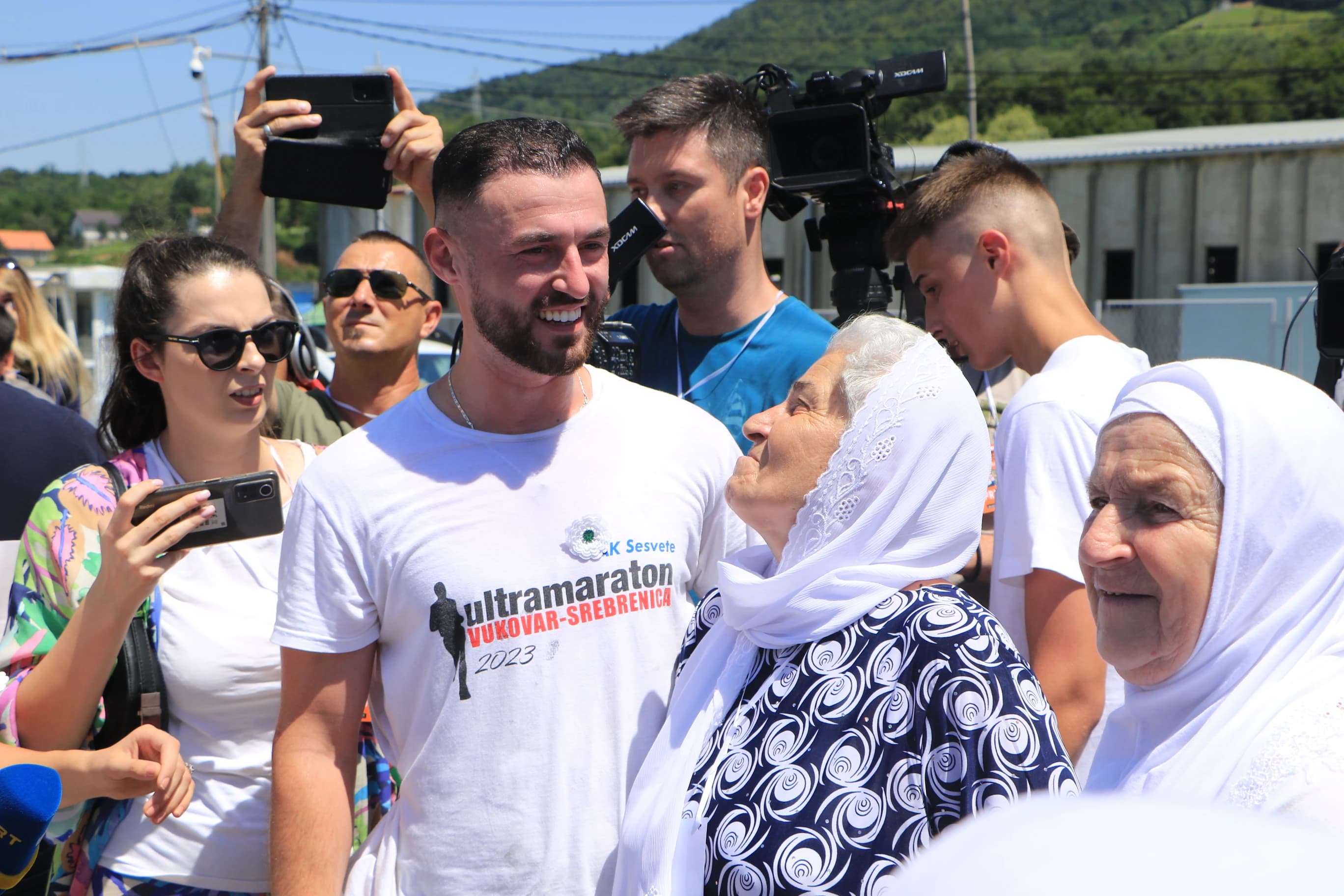 Ultramaratonce dočekuju majke Srebrenice