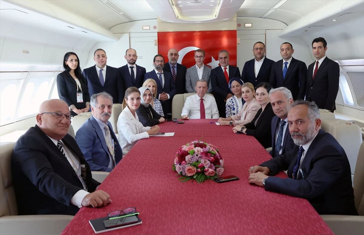 Recep Tayyip Erdogan po povratku u Tursku