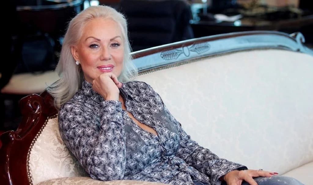 Lepa Brena