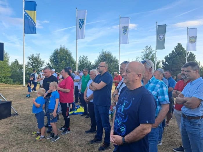 S mjesta događaja