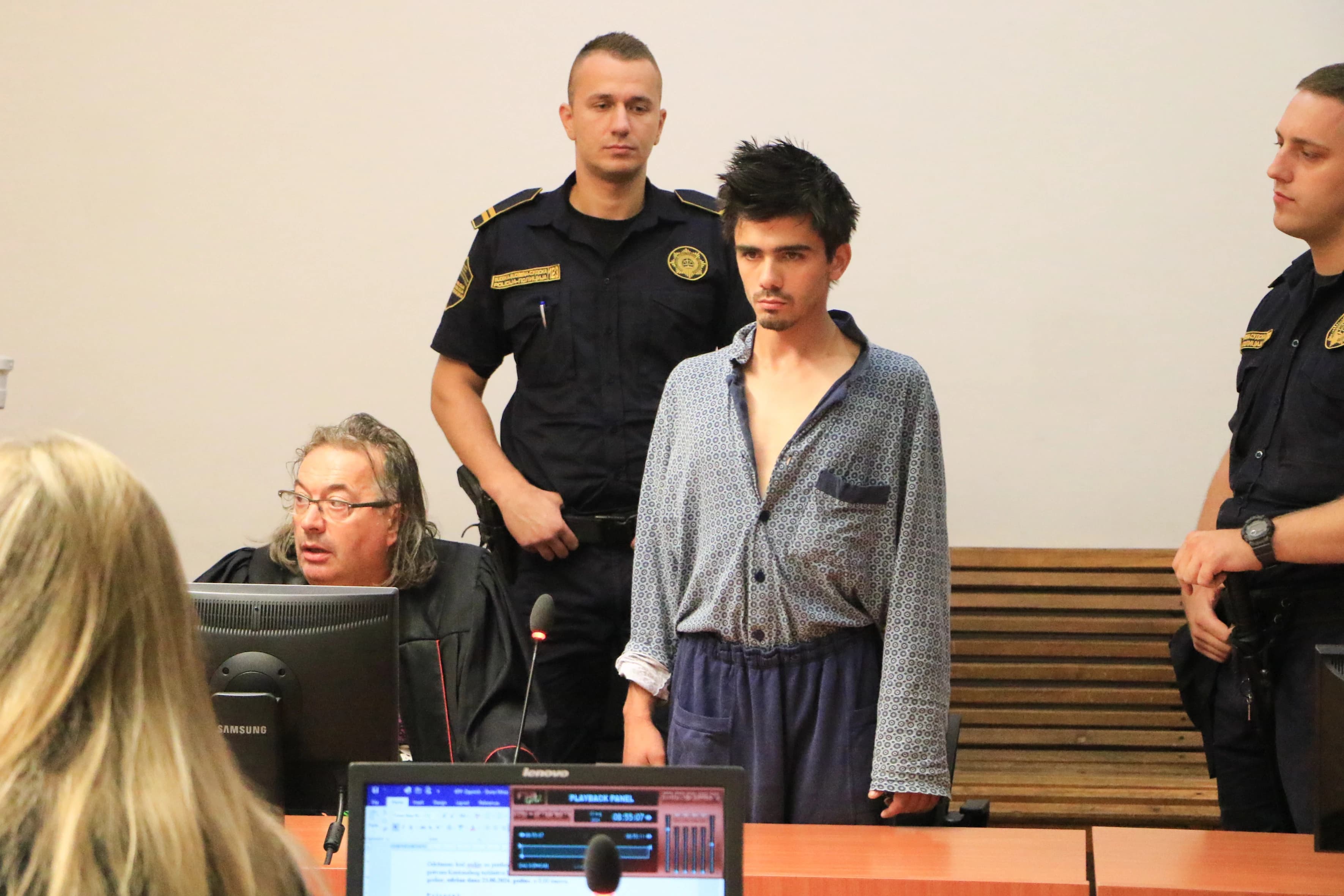Mirza Duran i njegov branilac Omar Mehmedbašić