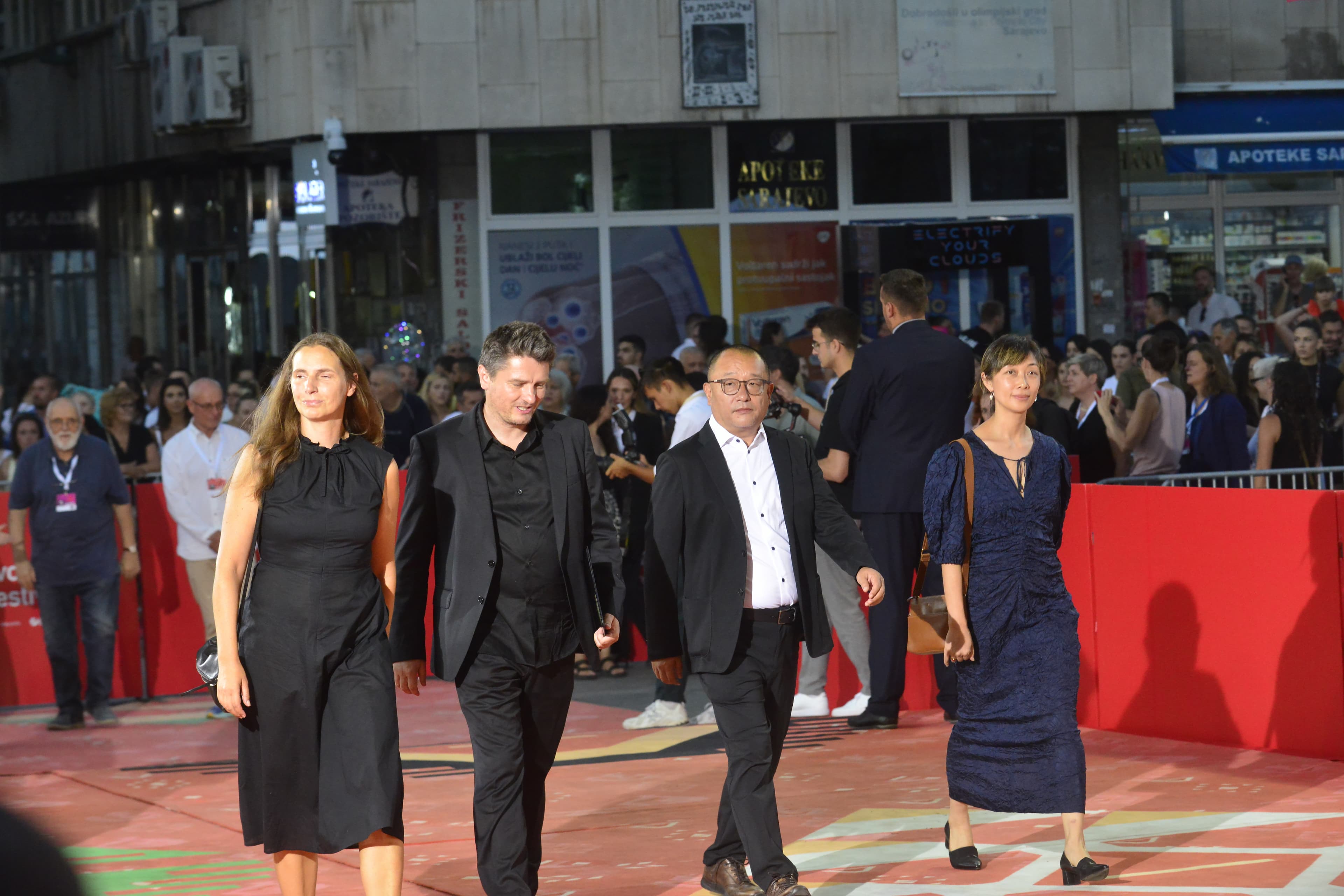 Sff crveni tepih