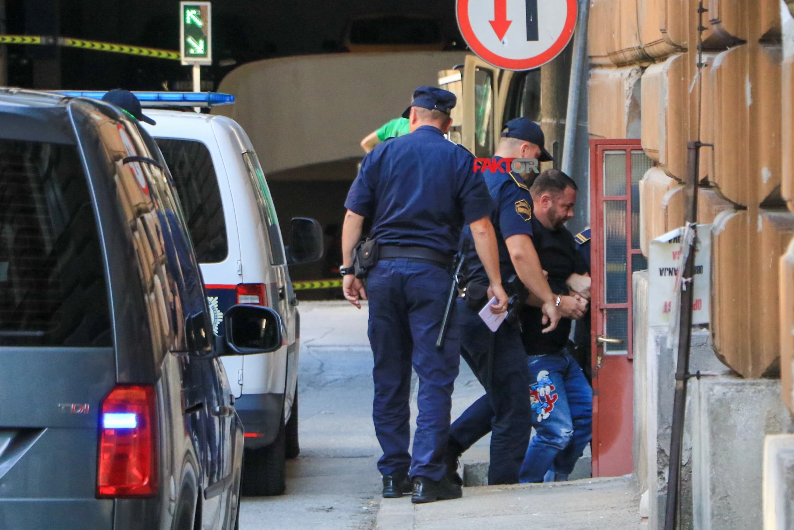 Dovođenje Arnautovića iz KPZ-a u Općinski sud