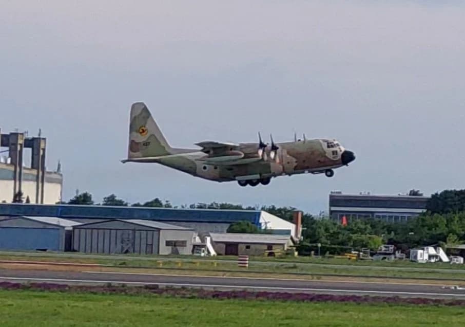 Lockheed- C-130, serijski broj 427