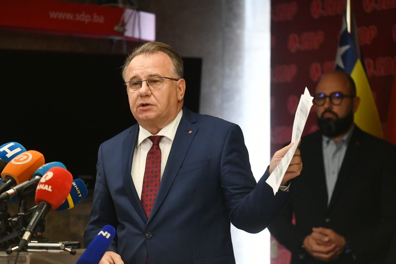 Nermin Nikšić