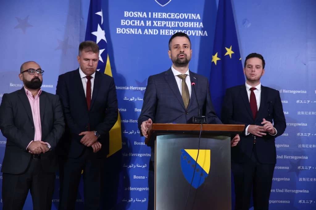 Muhamed Hasanović, Elvir Karajbić, Srđan Amidžić i Nihad Uk na press konferenciji