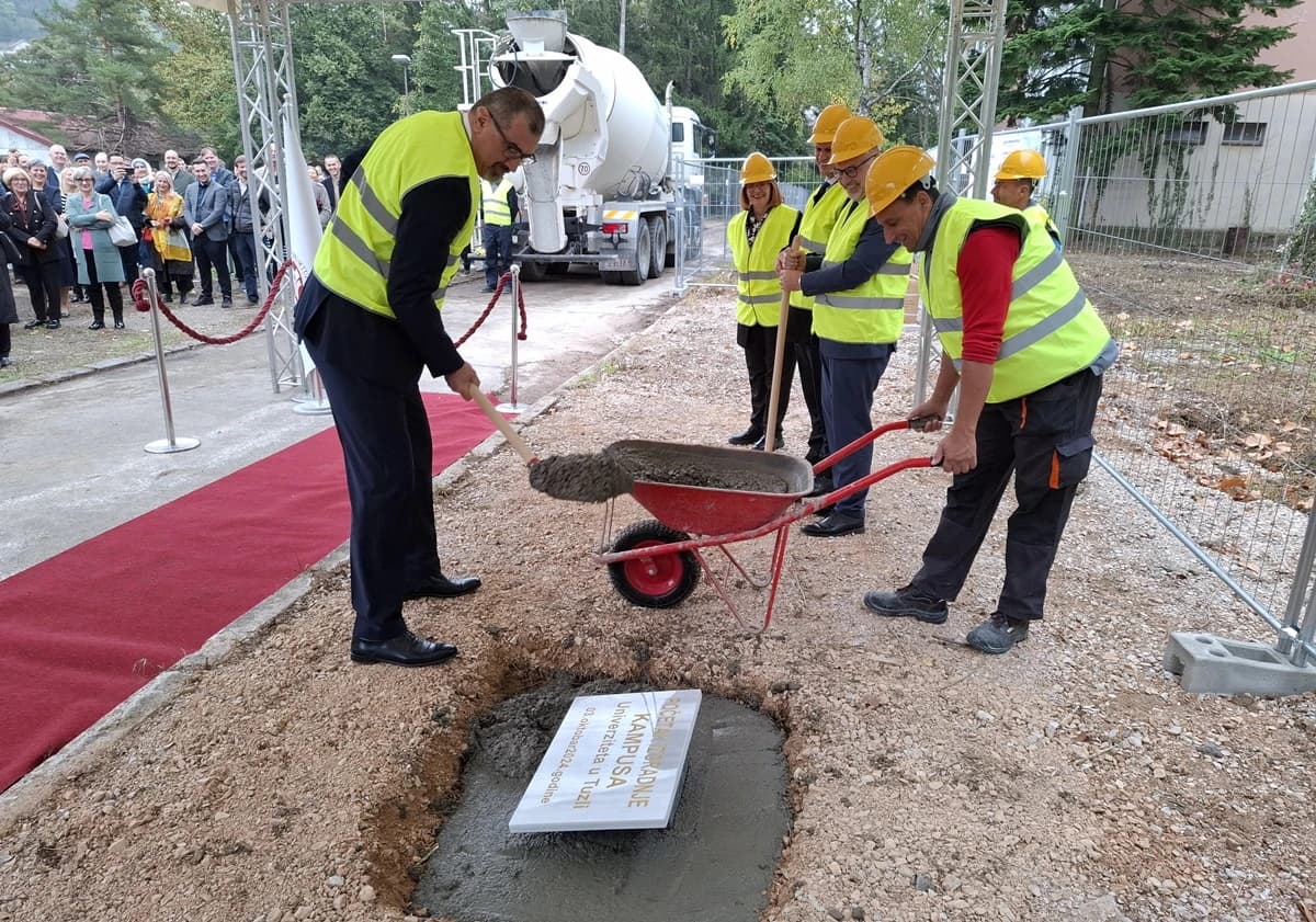 Polaganje kamena temeljca
