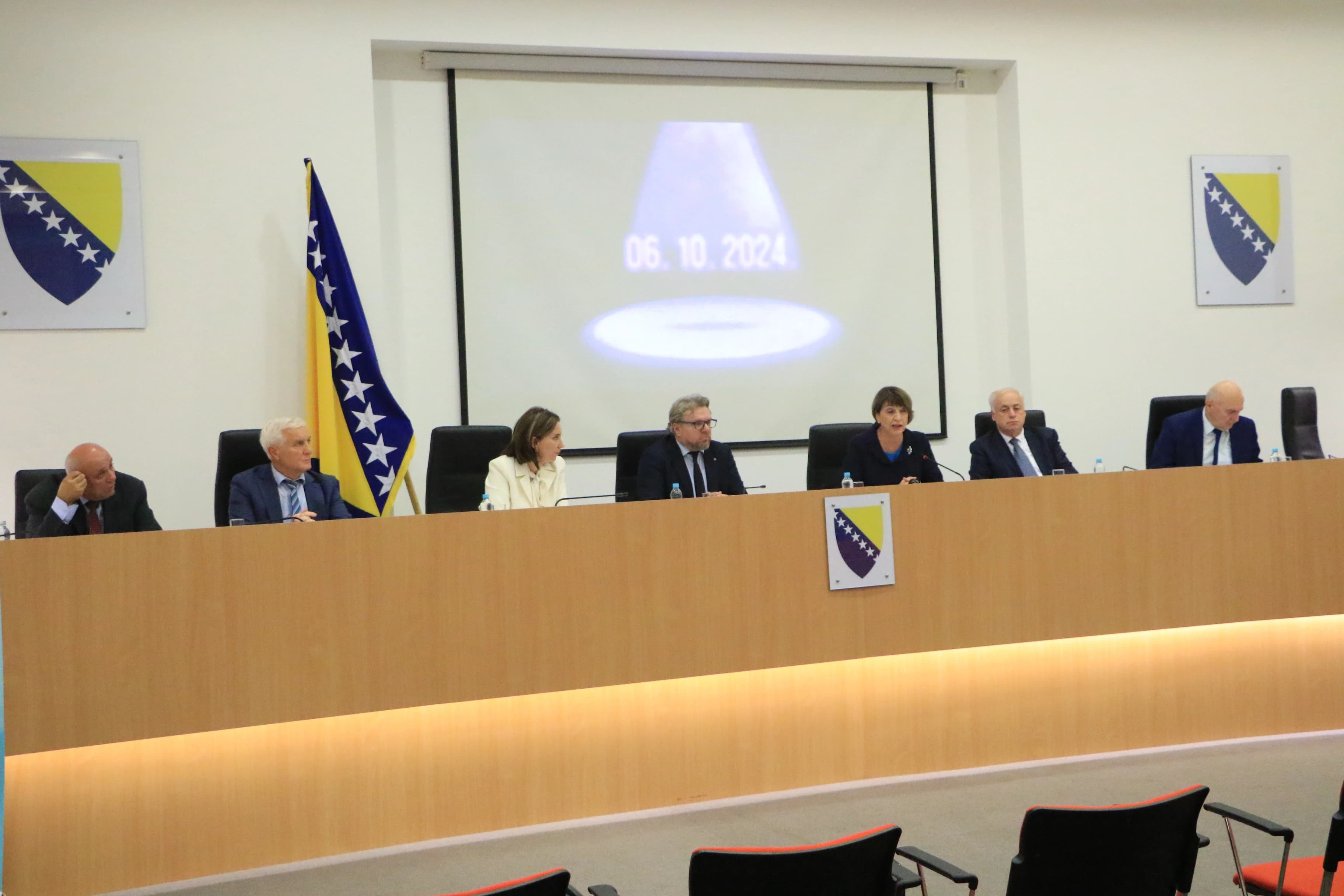 CIK: Sva biračka mjesta su zatvorena u 19 sati