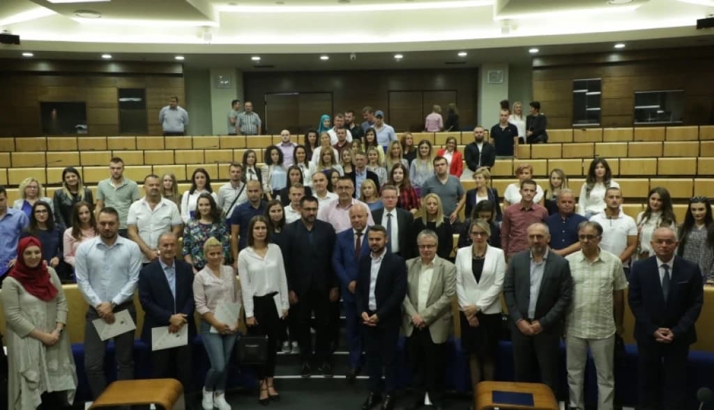 Potpisivanje ugovora, pripravnici, Edin Ramić 