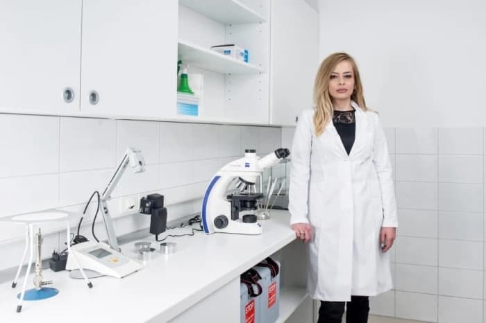 Dr. Andrea Jurić