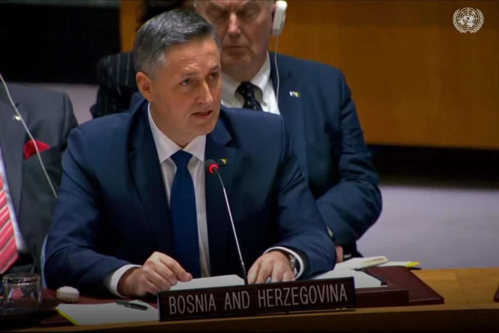 Denis Bećirović