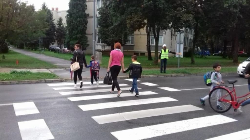 Pješački prijelaz, djeca 