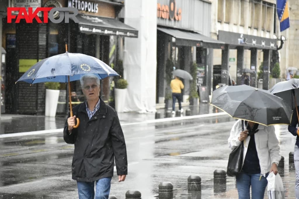 U BiH jutros pretežno oblačno, kiša u Krajini