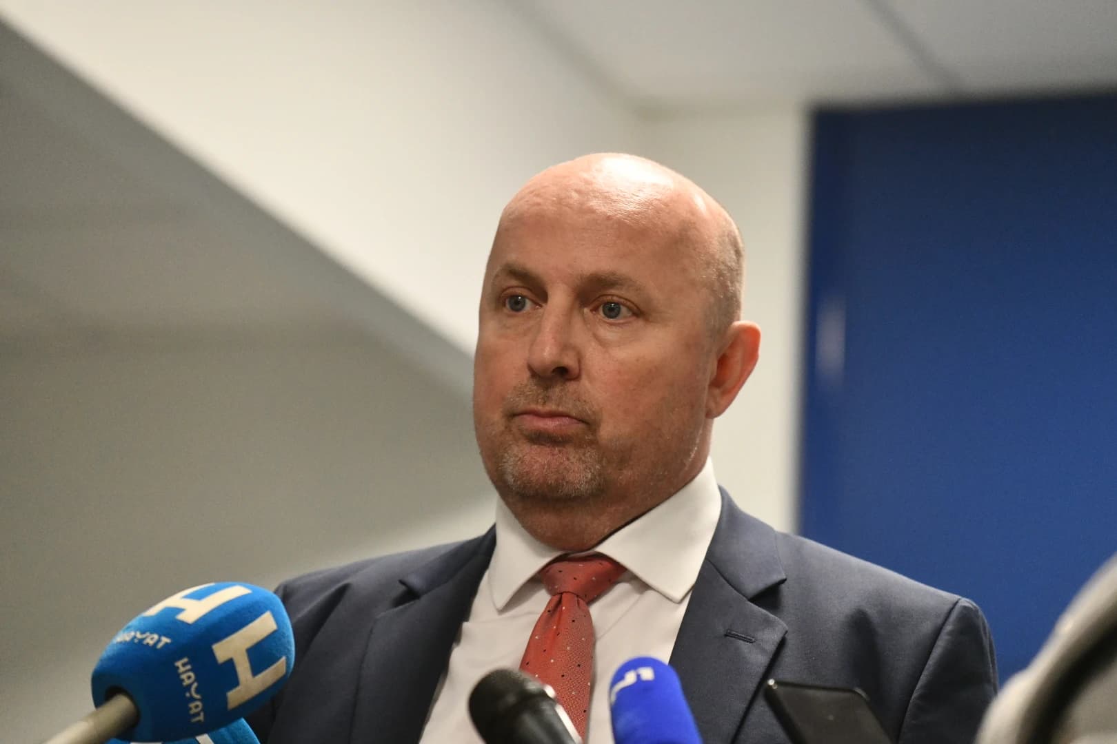 Prim. dr. Enis Hasanović