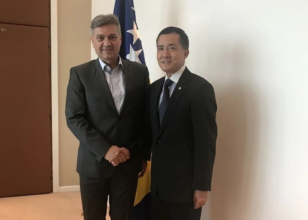 Zvizdić sa ambasadorom Kine: Ekonomska saradnja u porastu 