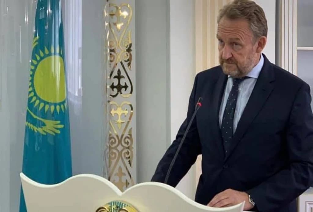 Bakir Izetbegović u Astani