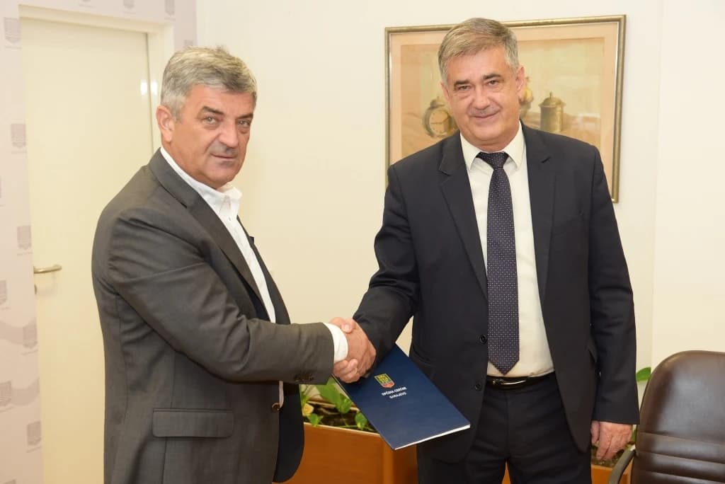 Nedžad Ajnadžić i Šuhret Fazlić