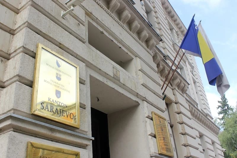 U Sindikatu tvrde da Vlada ne cijeni rad državnih službenika i namještenika