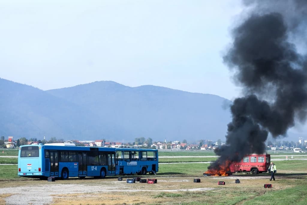 Aerodrom Sarajevo, vježba