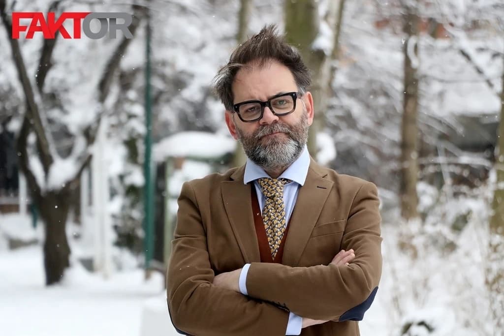 Elmir Jukić: Reditelj kultnih serija