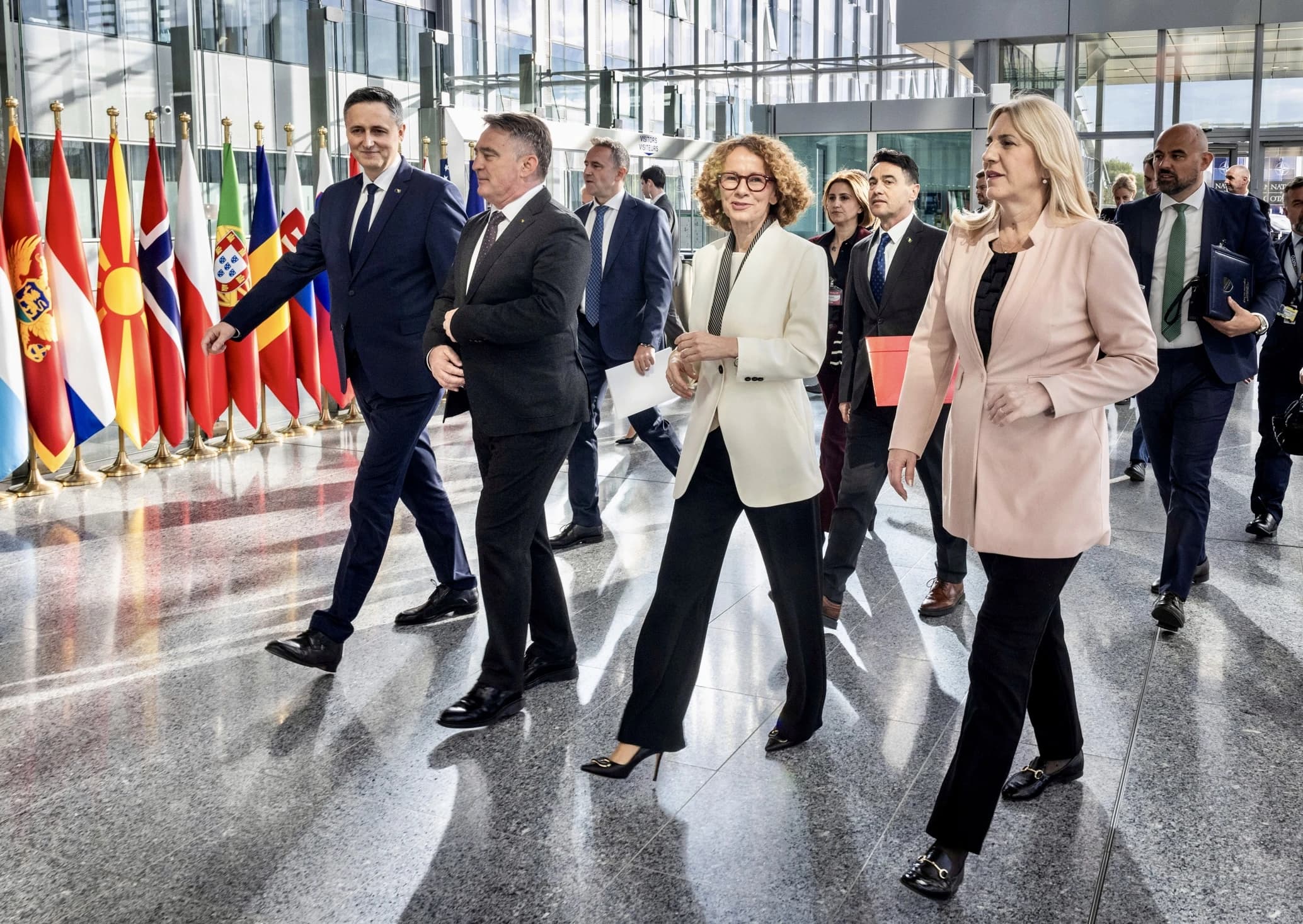 Članovi Predsjedništva BiH u NATO-u