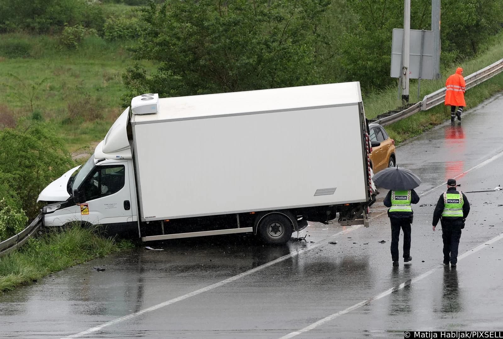 Sestre krenule na svadbu i poginule