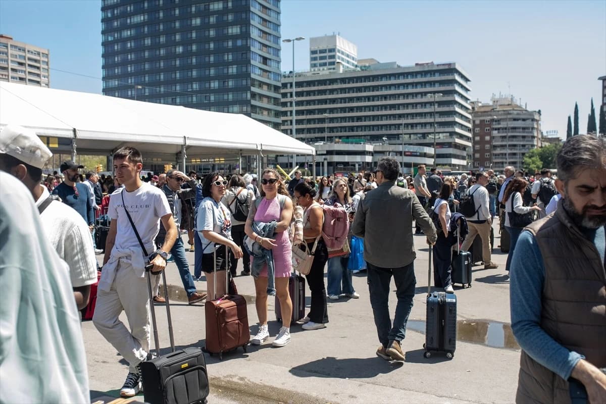 Barcelona: Putnici na čekanju