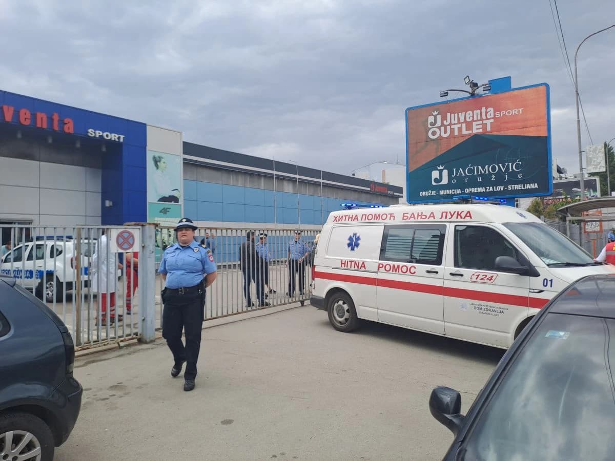 Policija je na mjestu događaja