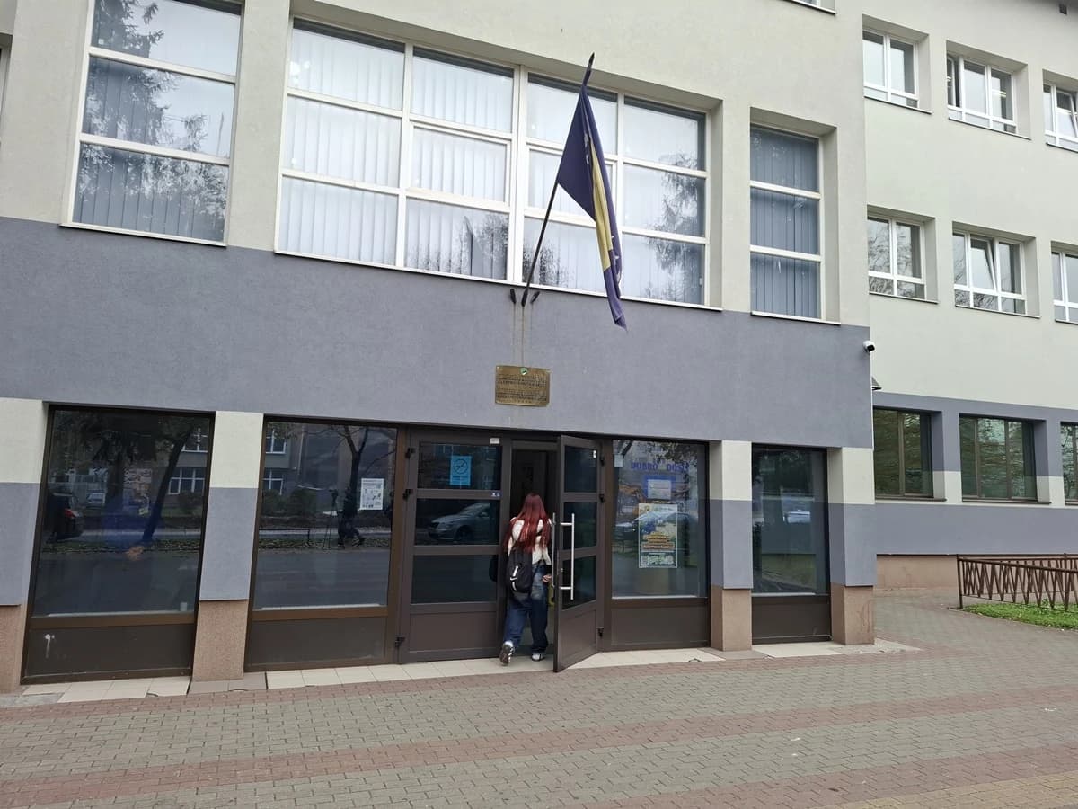 Elektrotehnička škola u Tuzli