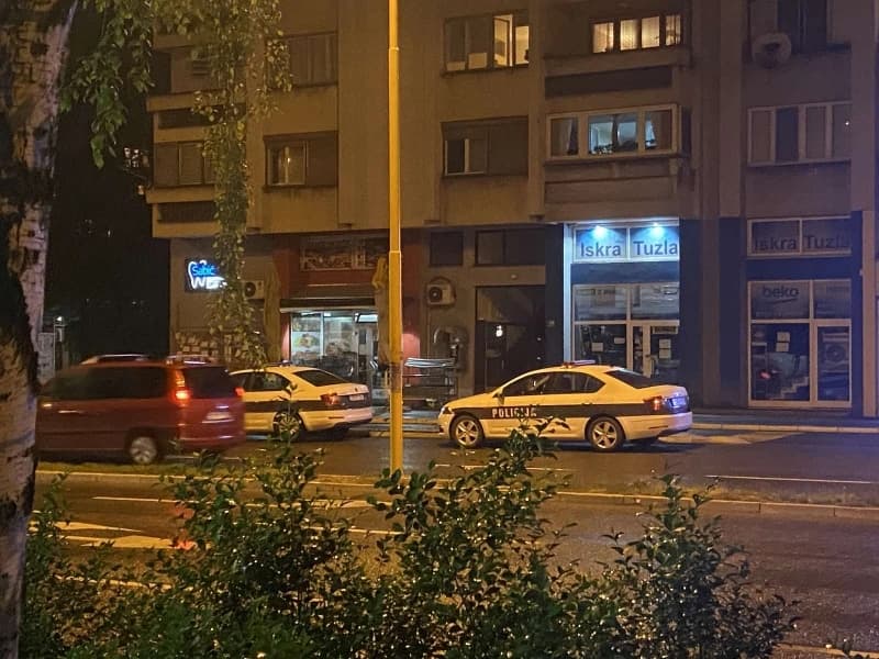 Policijska patrola u Tuzli