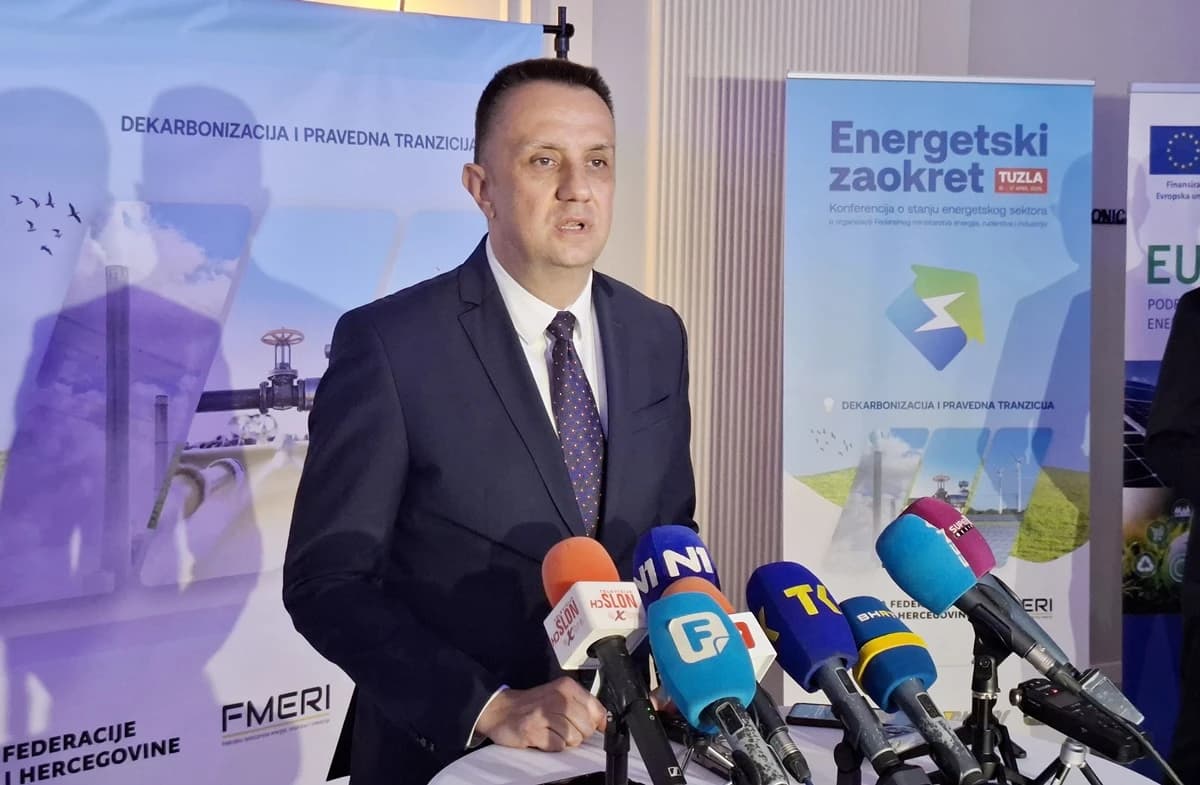 Vedran Lakić