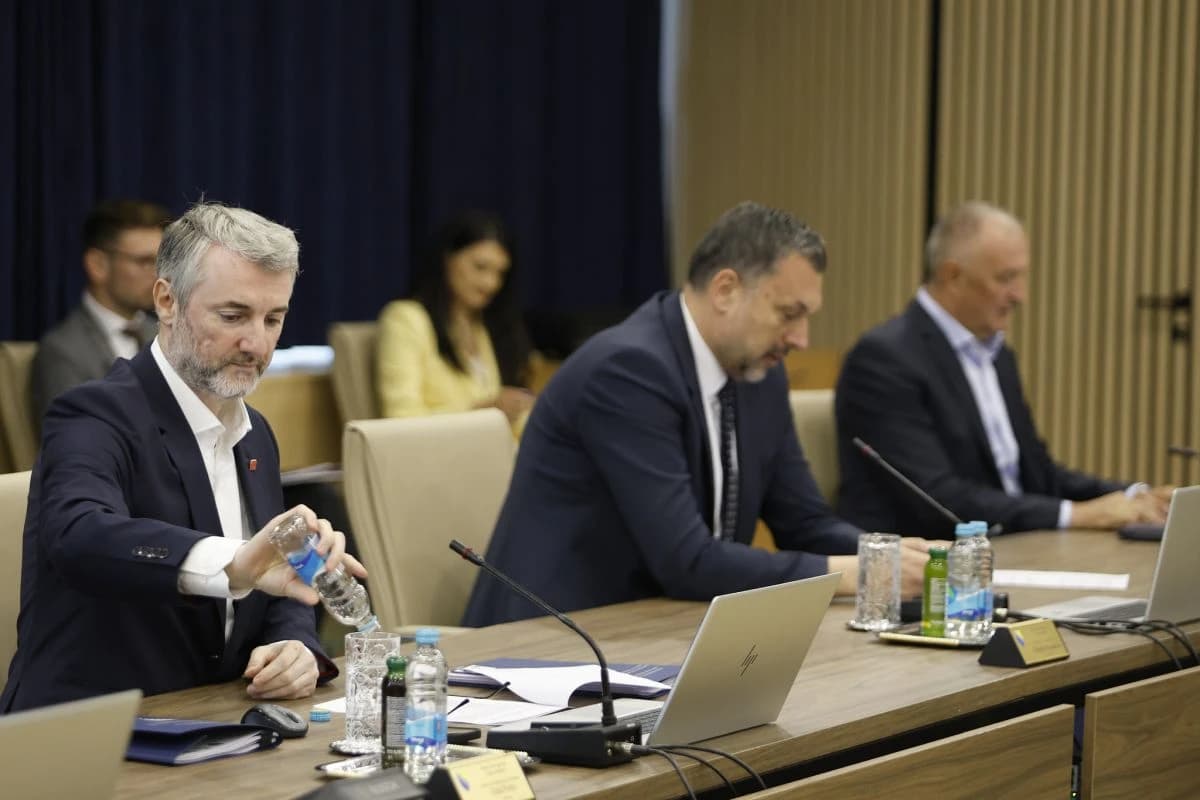 Sa sjednice: Forto, Konaković i Helez