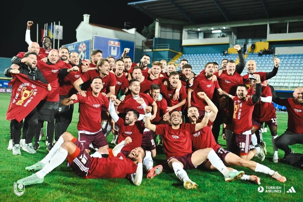 Slavlje fudbalera Sarajeva na Pecari