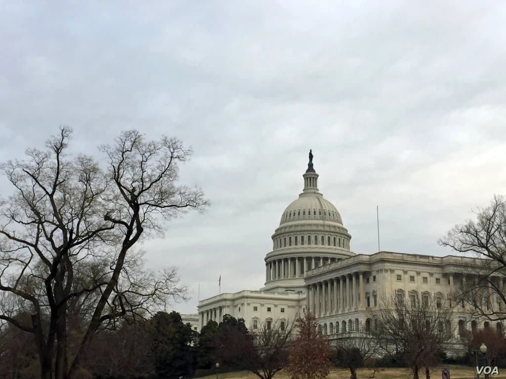 Protiv su glasali Rand Paul i Mike Lee