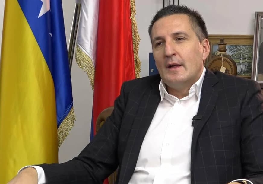 Nedeljko Elek