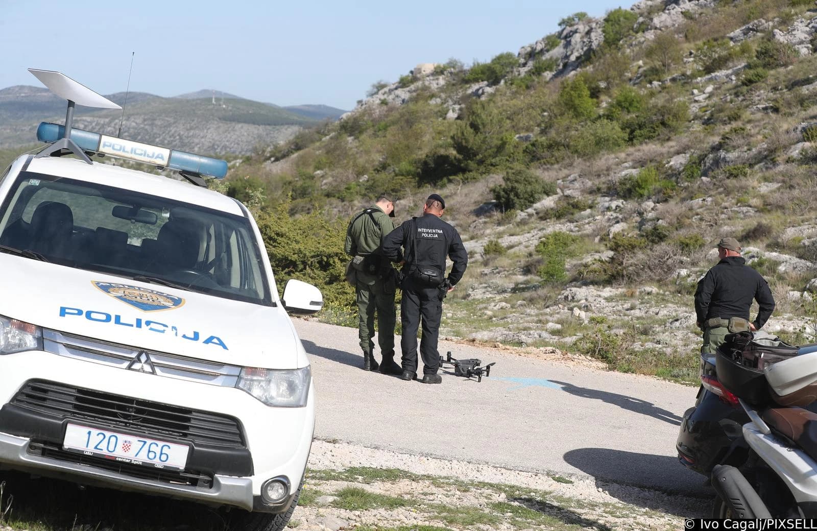 Policija nedaleko od mjesta gdje je nađeno tijelo muškarca