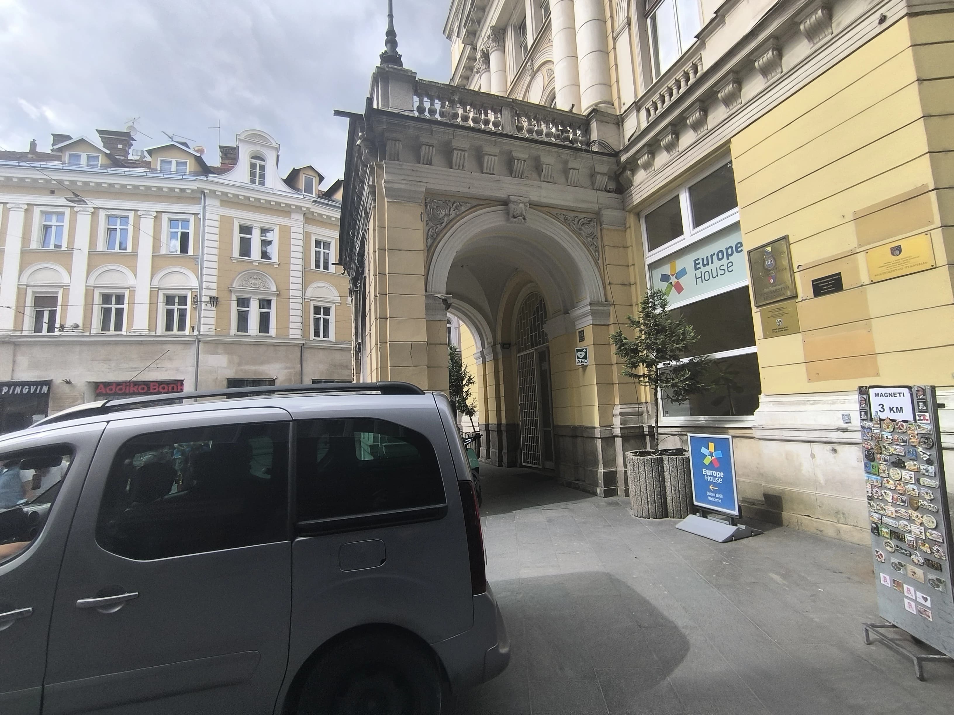 Sjedište Ministarstva finansija KS