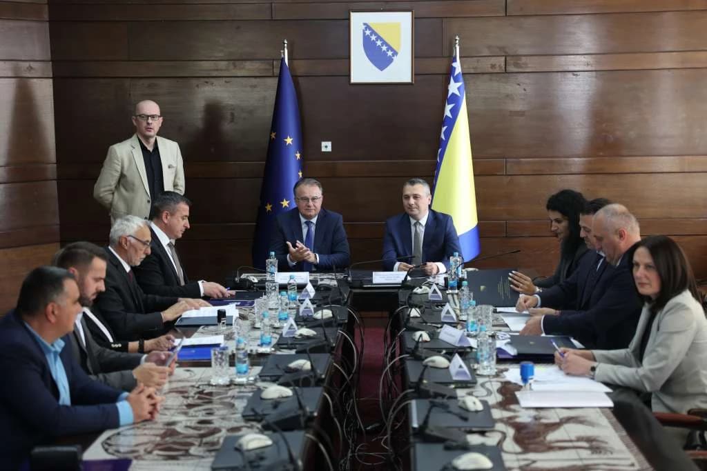Osigurano do 815.000 KM za jednokratnu pomoć domaćinstvima