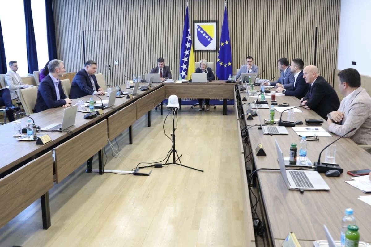 Vijeće ministara BiH uputilo upozorenje na sjednici u martu