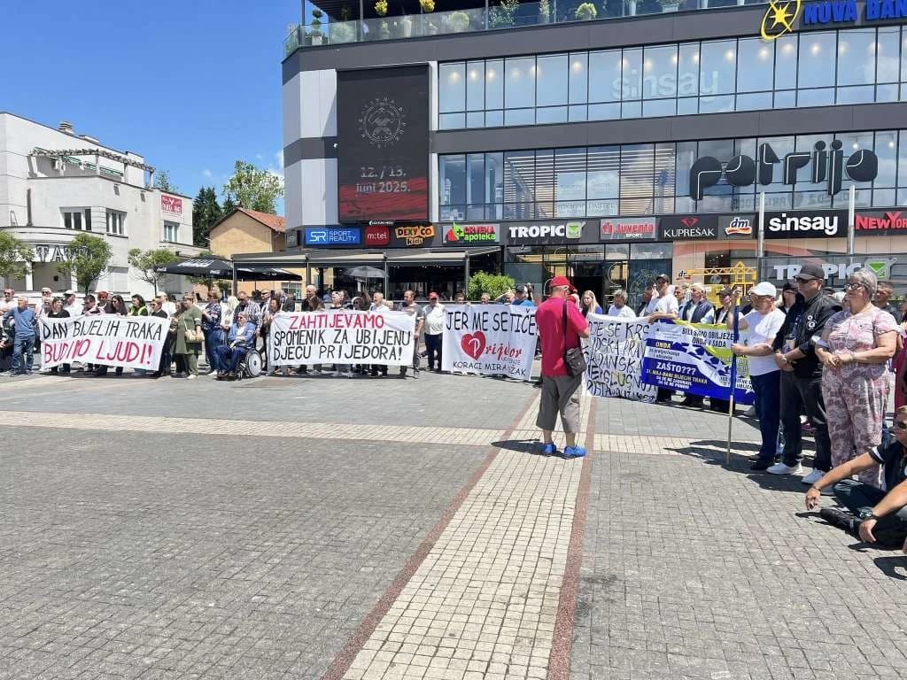 Dan bijelih traka u Prijedoru