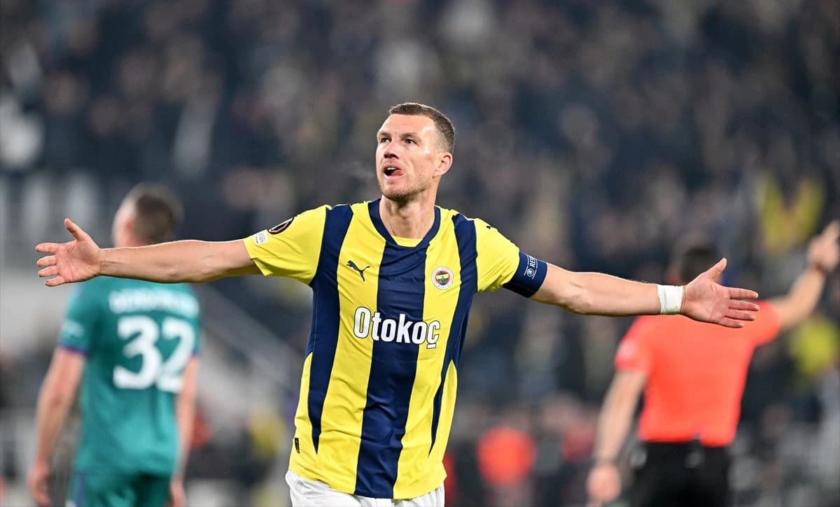Džeko napustio Fenerbahče