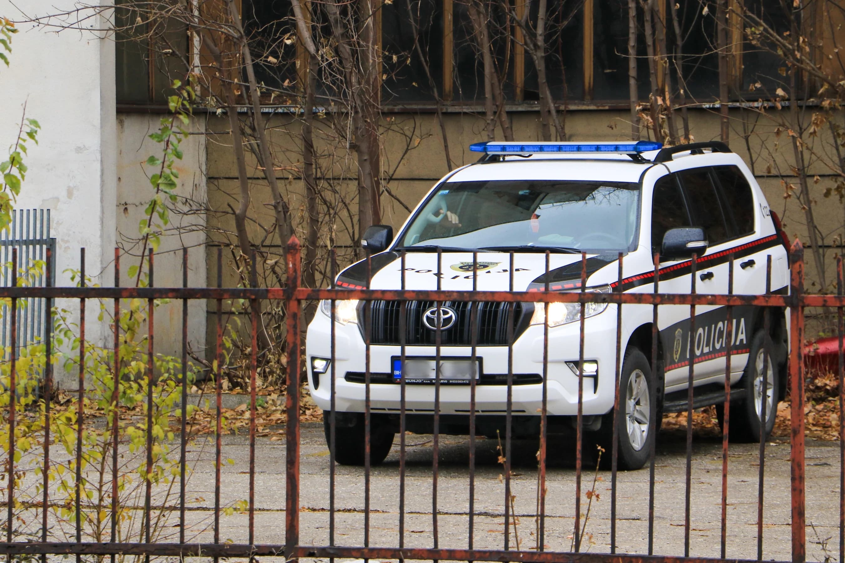 Policija